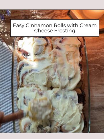 cinnamon roll feature photo